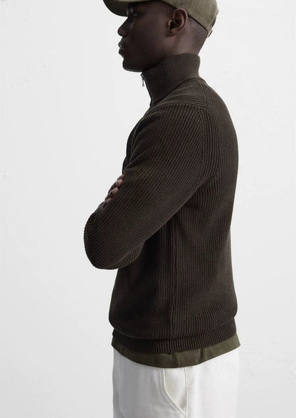 Moderner Half-Zipper
