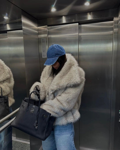 Viraler Faux Fur Coat